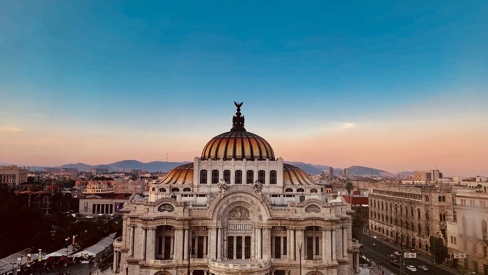 The Palacio de Bellas Artes in Mexico City at sunset.